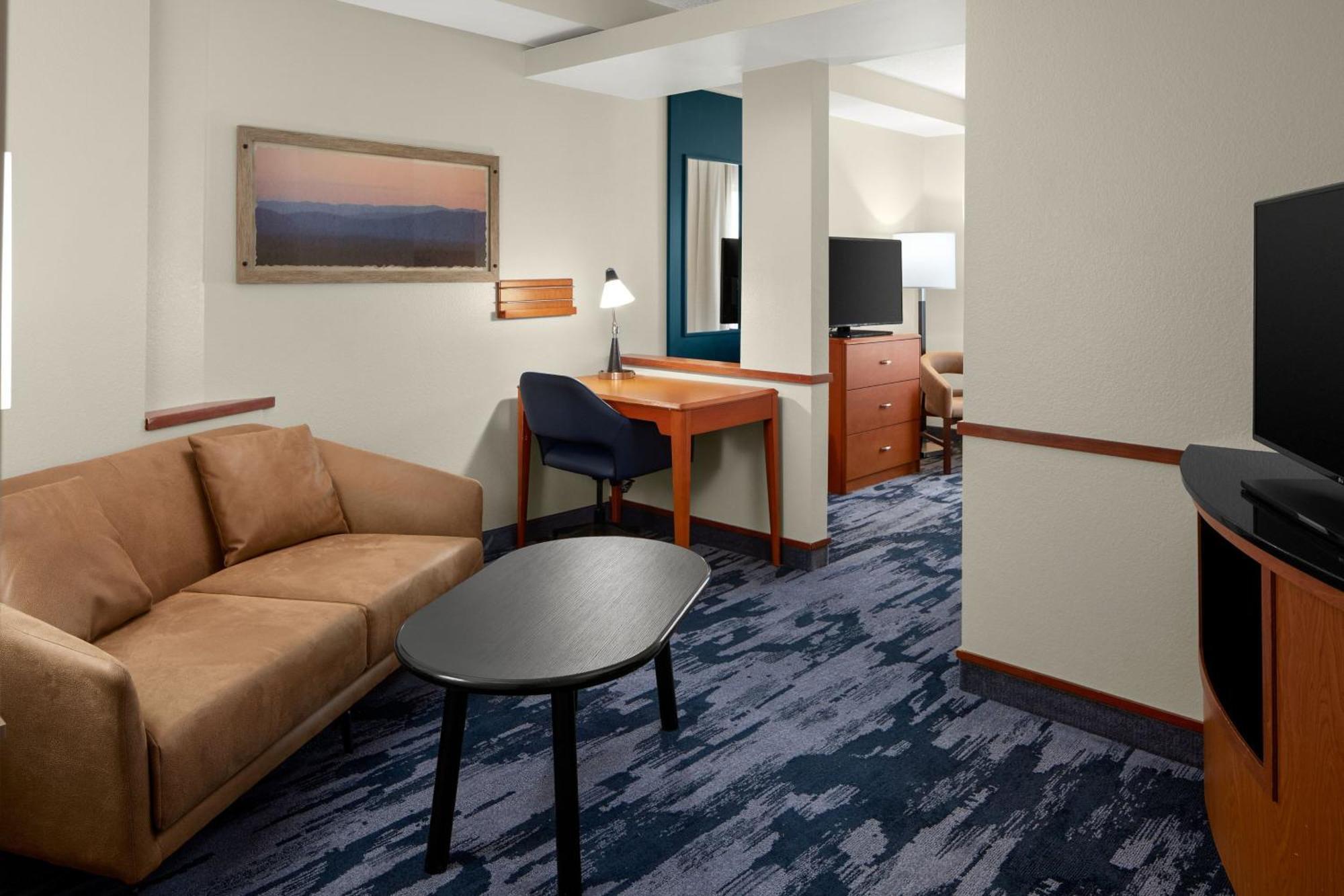 Fairfield Inn & Suites Bedford Exterior photo